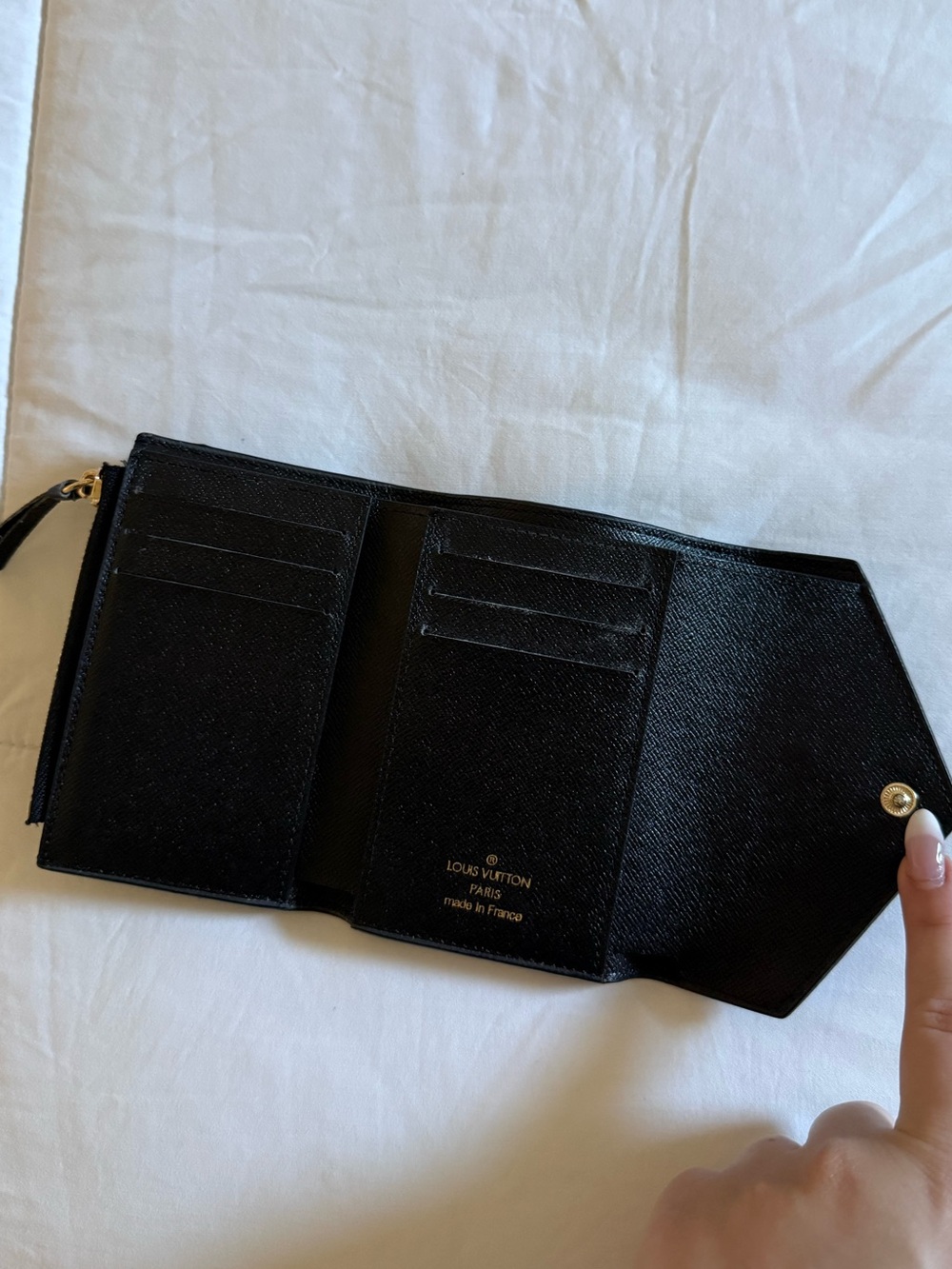 Wallet - Picture 5 of 6